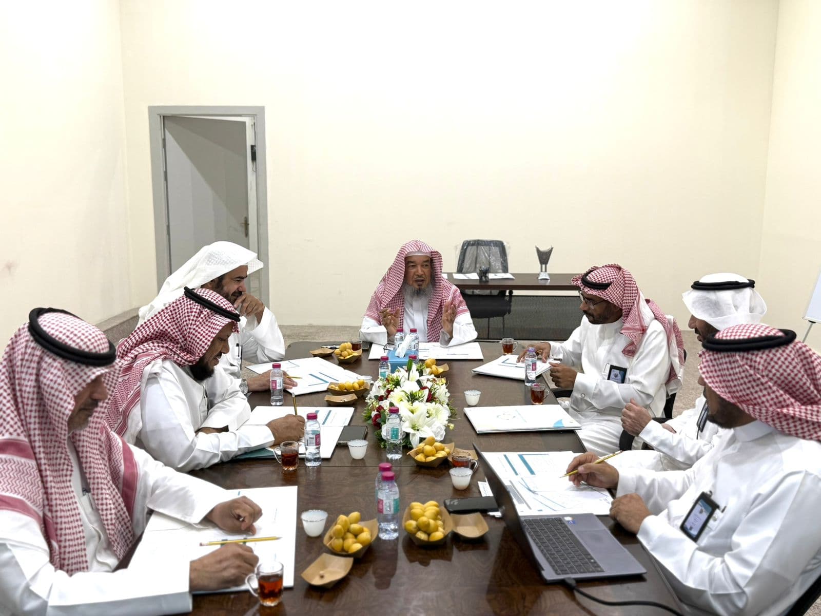الدكتور صالح الونيان يترأس مجلس الاجتماع الثالث لإدارة جمعية تمكين الأسرة بالقصيم